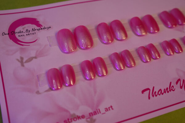 Glaze Finishing Press On nails Pink Glaze