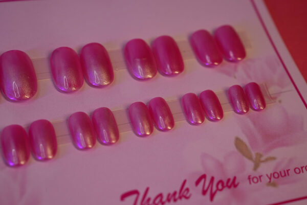 Glaze Finishing Press On nails Pink Glaze