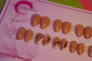 Marble Shiny Press On Nails Nude brown Marble